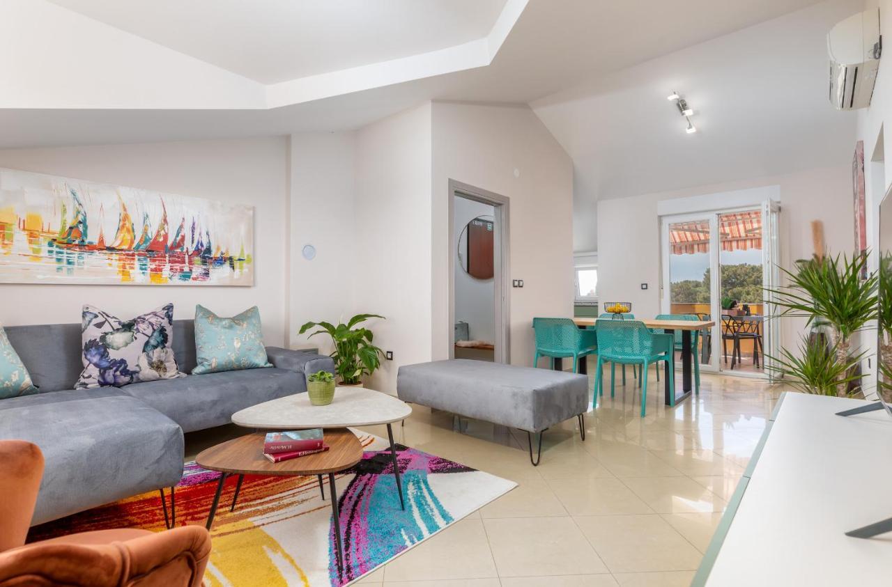 Apartment Vito With Sea View Fazana Exterior photo